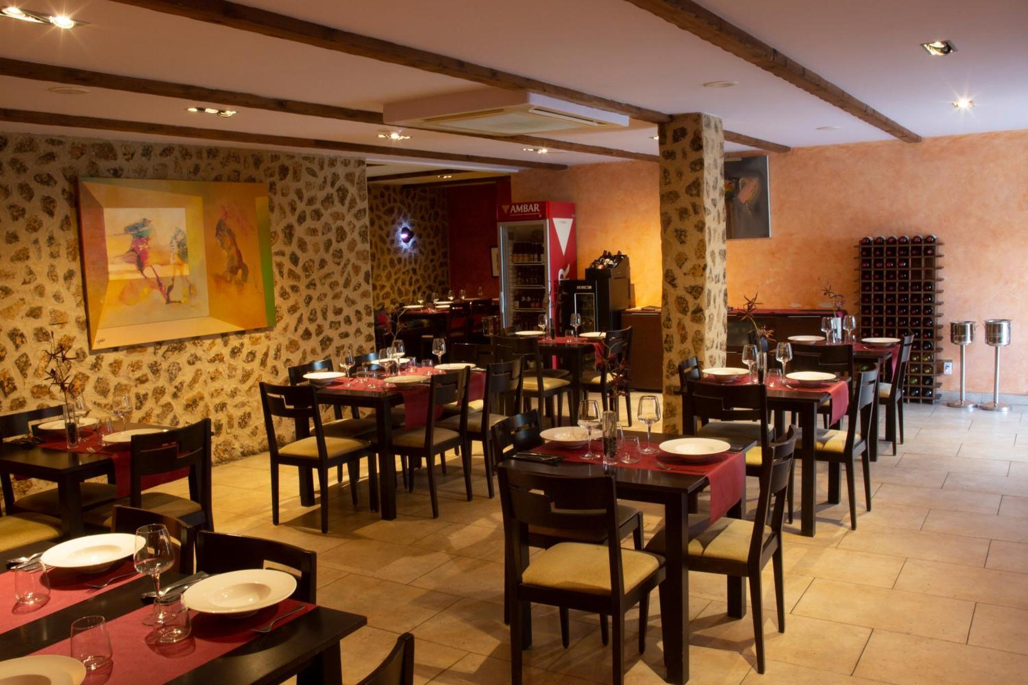 Hostal Bavieca مديناسيلي المظهر الخارجي الصورة