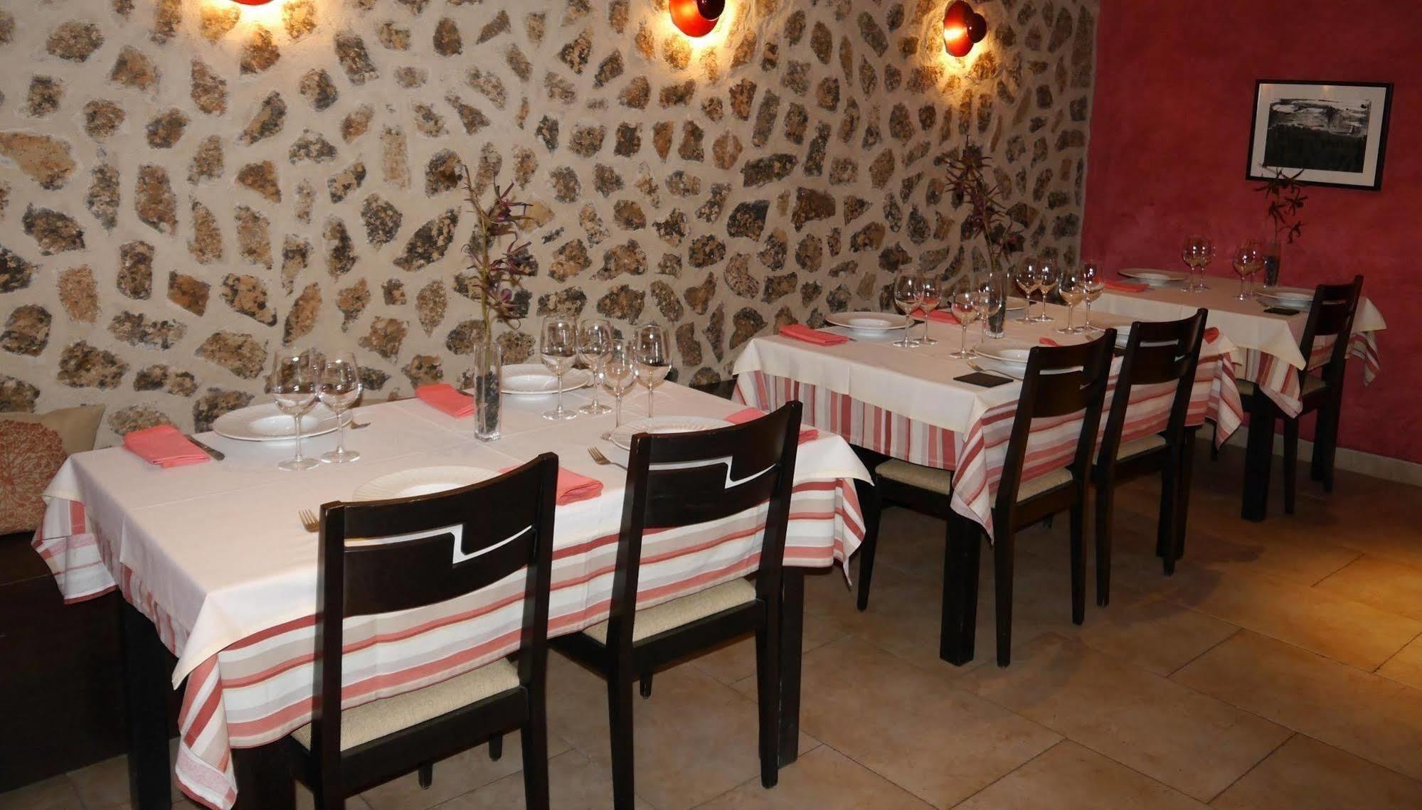 Hostal Bavieca مديناسيلي المظهر الخارجي الصورة